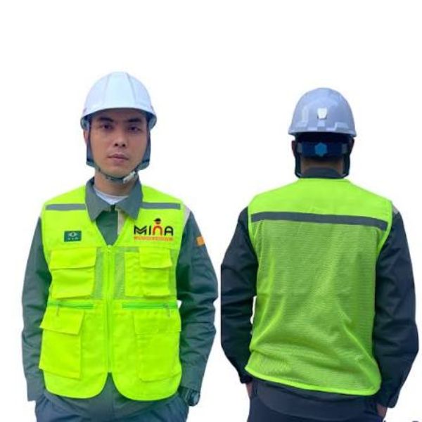 4 Tiêu Chí Chọn Áo Phản Quang Bảo Hộ Có Túi Tiện Dụng 1 Áo Phản Quang Bảo Hộ Có Túi Giúp Người Lao Động Mang Theo Các Vật Dụng Cần Thiết Như Bút, Thẻ Nhân Viên Hoặc Sổ Ghi Chép. Thiết Kế Túi Tiện Dụng Kết Hợp Dải Phản Quang Hỗ Trợ Nhận Diện Trong Điều Kiện Ánh Sáng Yếu.
